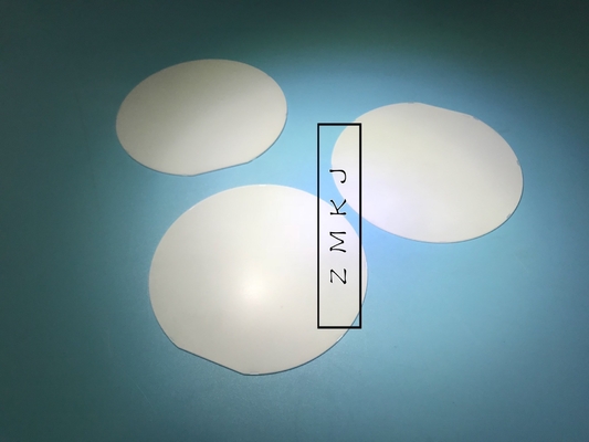 주문 2 / 3 인치 사파이어 부속, 사파이어 기질 0.4mm 간격 높은 작동 온도 온라인 제조