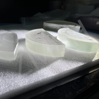 주문 화이트 모이산이트 SiC 결정 순수 투명 우트라 하드 보석 산업 온라인 제조