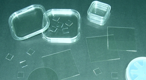 사각 10 X10 Mm 사파이어 웨이퍼 0.5mm 간격 Al2O3 단결정 렌즈